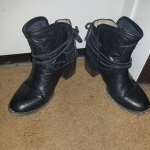 Freebird Casey booties